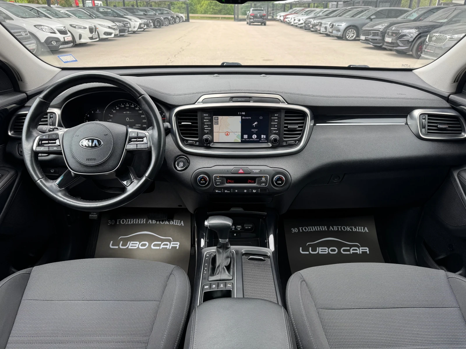 Kia Sorento 2.2D-4X4-KEYLESS-CAMERA-ПАНОРАМА, снимка 11 - Автомобили и джипове - 54611106