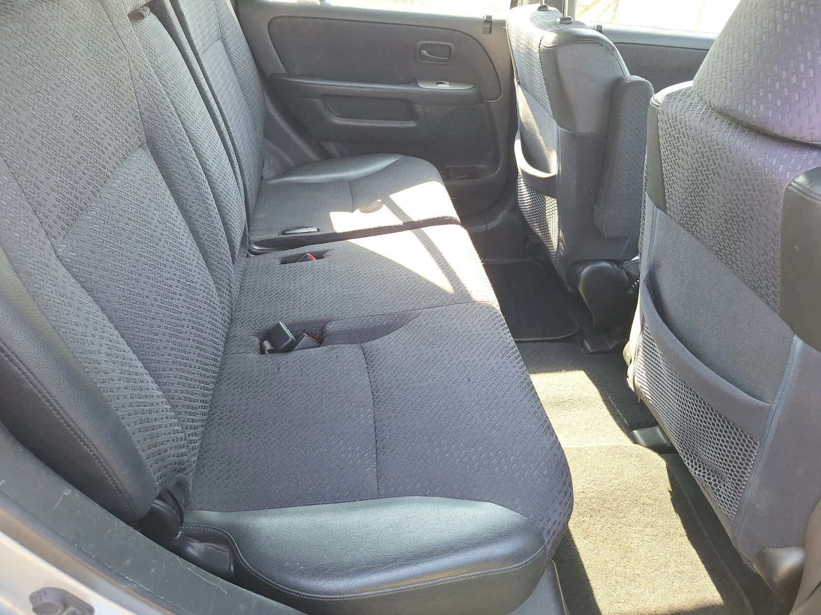Honda Cr-v 2.0 i 4x4, снимка 13 - Автомобили и джипове - 55544060