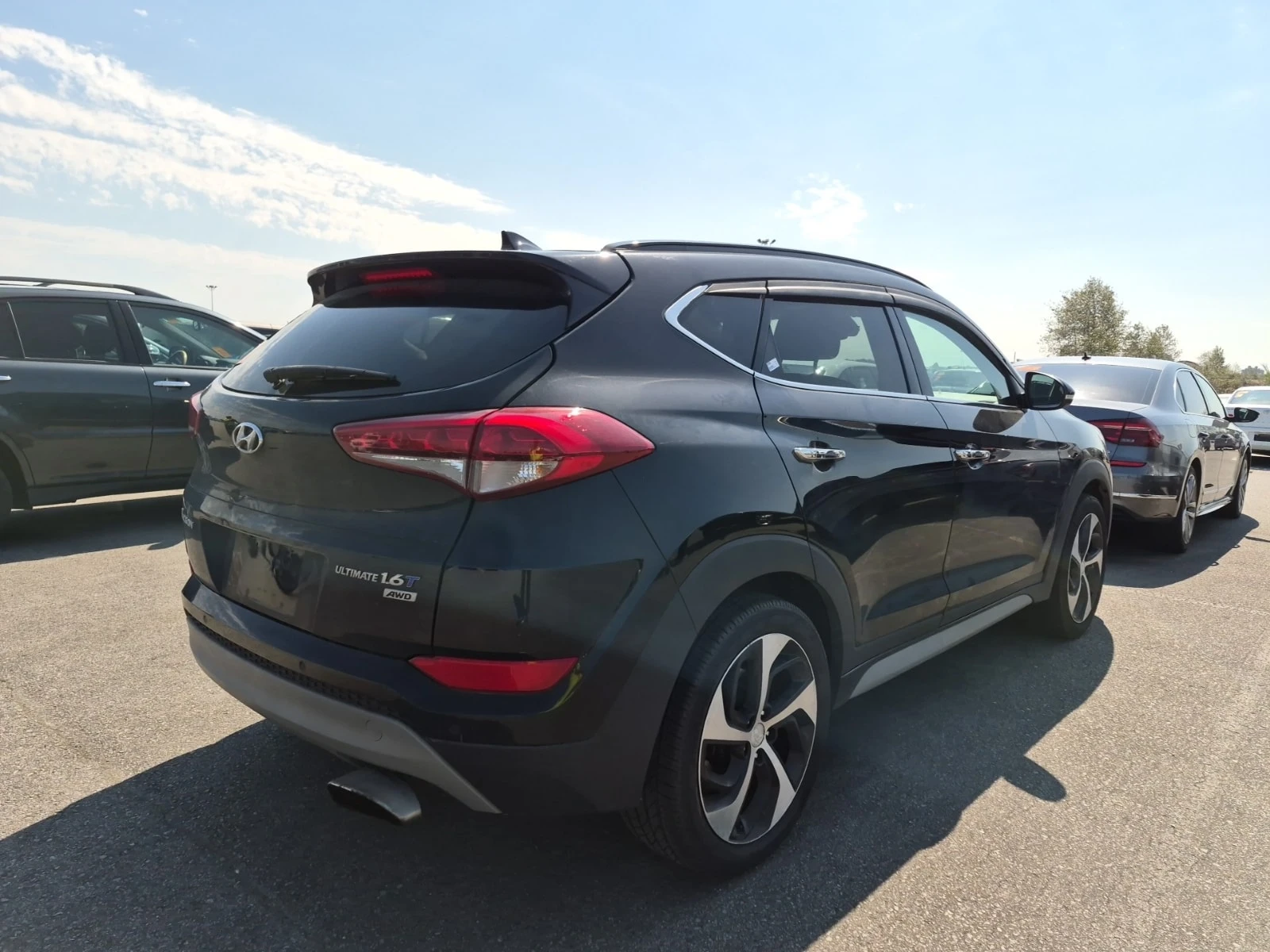 Hyundai Tucson * ULTIMATE * АВТОКРЕДИТ * ГЛАВНО ПРЕДСТАВИТЕЛСТВО, снимка 3 - Автомобили и джипове - 55833937