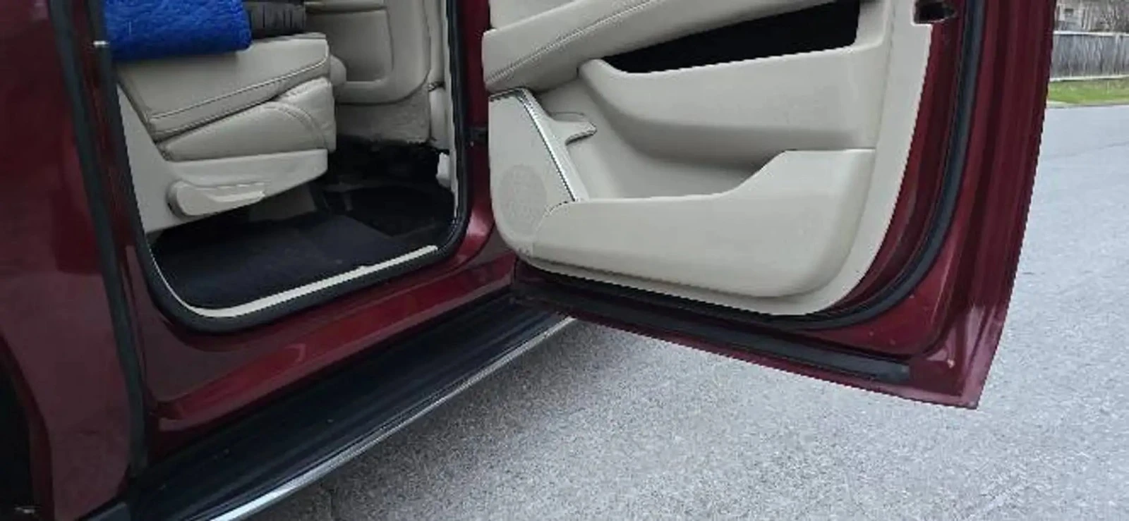 Cadillac Escalade ESV Цена до България & АвтоКредит, снимка 11 - Автомобили и джипове - 56156468