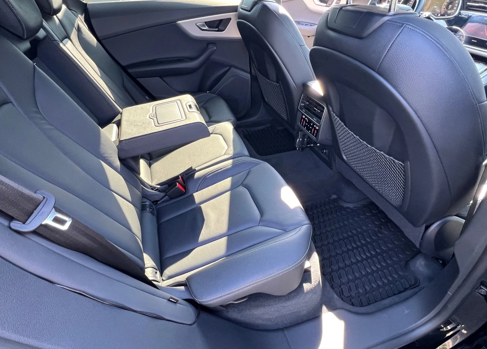 Audi Q8 45TDI Quattro S-LINE, снимка 8 - Автомобили и джипове - 56311060