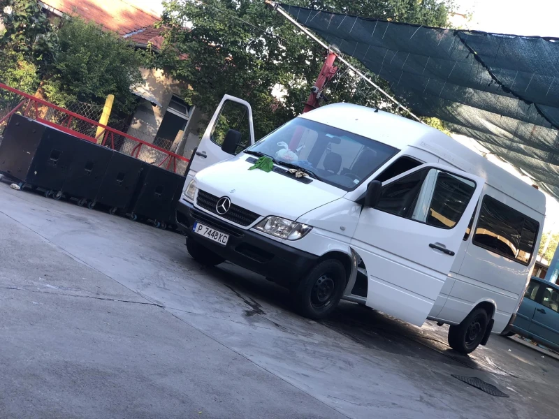 Mercedes-Benz Sprinter 208, снимка 5 - Бусове и автобуси - 49074519