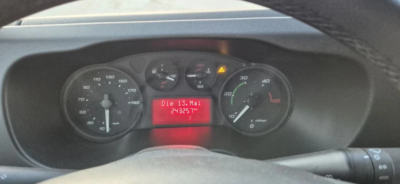 Iveco 35s15 Швейцария, 3.0куб., снимка 7 - Бусове и автобуси - 51357312