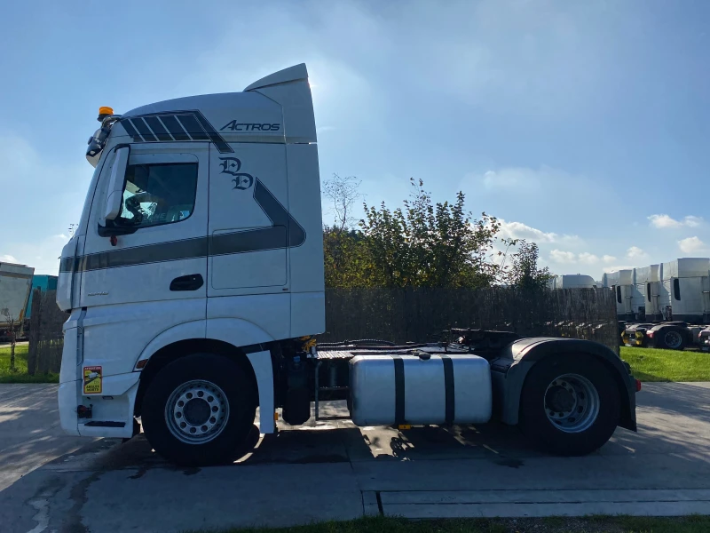 Mercedes-Benz Actros 1845 ADR, снимка 8 - Камиони - 47811657