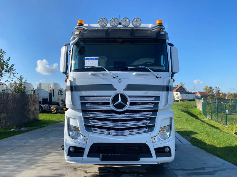 Mercedes-Benz Actros 1845 ADR, снимка 2 - Камиони - 47811657