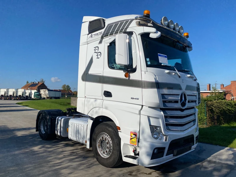 Mercedes-Benz Actros 1845 ADR, снимка 3 - Камиони - 47811657