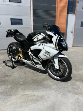 Suzuki Gsxr K7 600, снимка 9