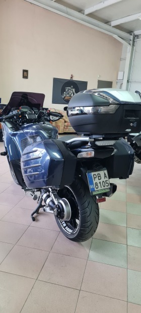 Kawasaki Gtr 1400  KTRC Black Edition!Лизинг!, снимка 5 - Мотоциклети и мототехника - 45506369