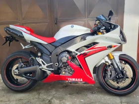 Yamaha YZF-R1 | Mobile.bg    2