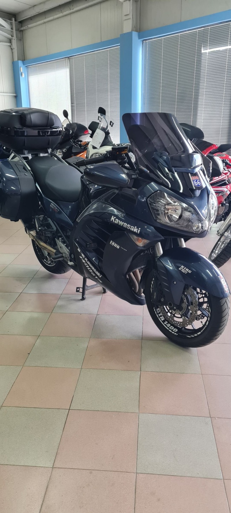 Kawasaki Gtr 1400  KTRC Black Edition!Лизинг!, снимка 1 - Мотоциклети и мототехника - 45506369