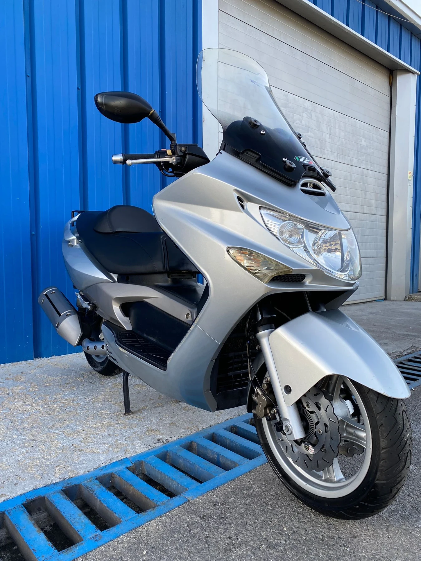 Kymco Xciting 250 - изображение 2