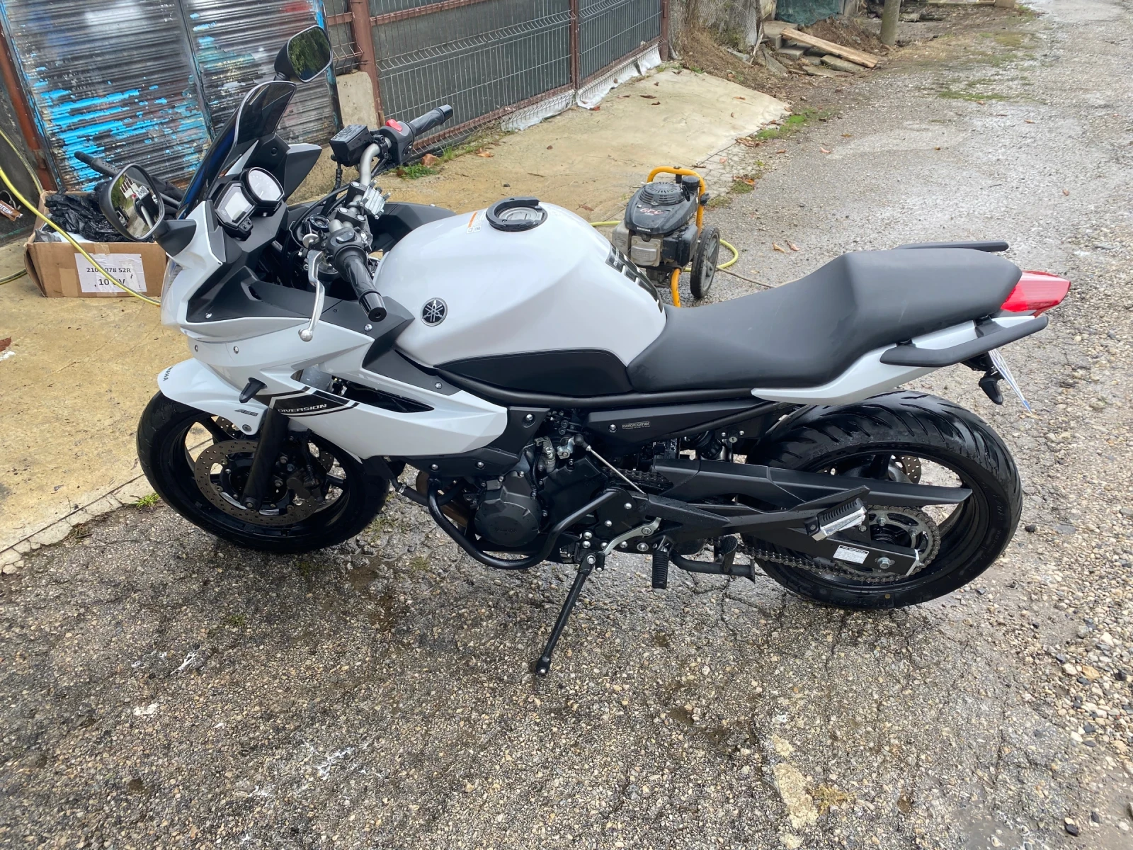 Yamaha XJ6 Diversion  - изображение 2