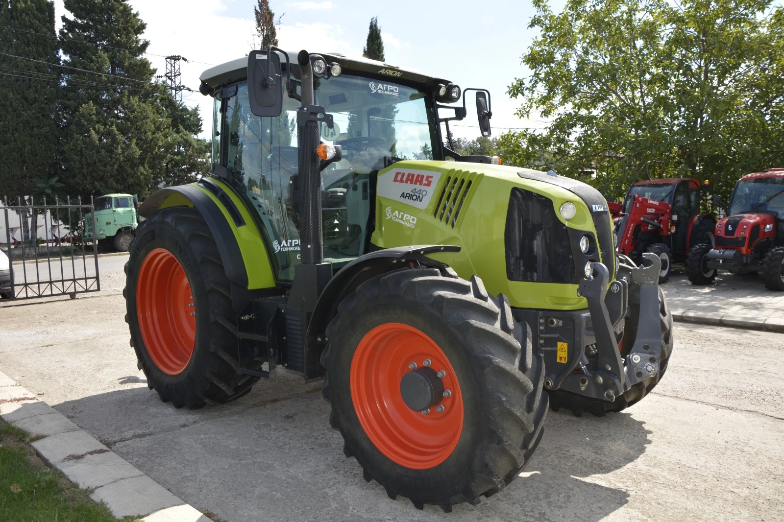 Трактор Claas ARION 440 CIS - изображение 9