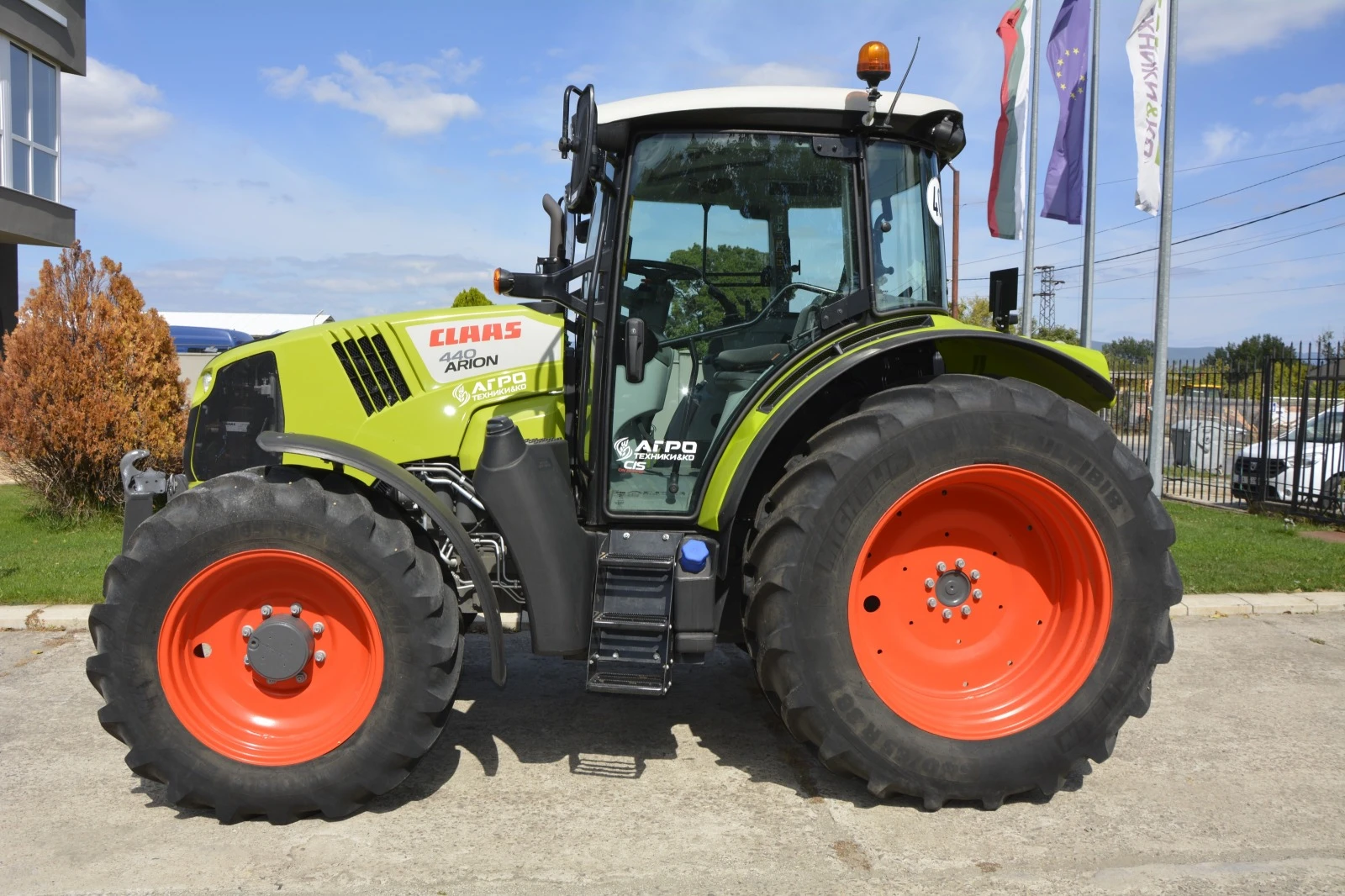 Трактор Claas ARION 440 CIS - изображение 3