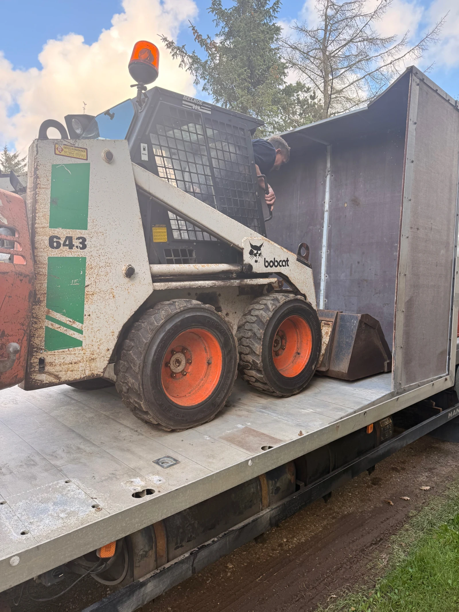 Мини челни товарачи Bobcat 643, снимка 5 - Индустриална техника - 56617720