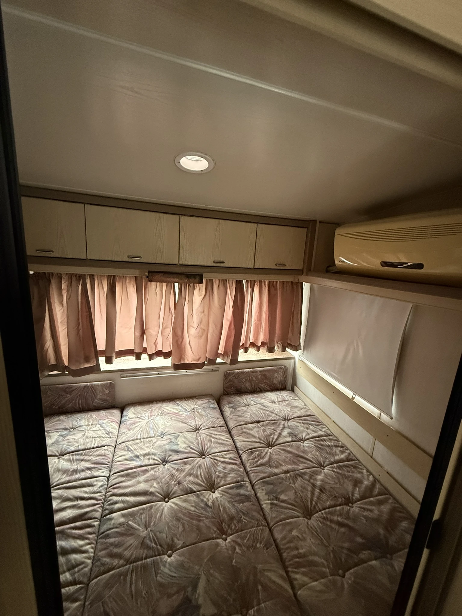 Каравана Burstner Scala - изображение 9