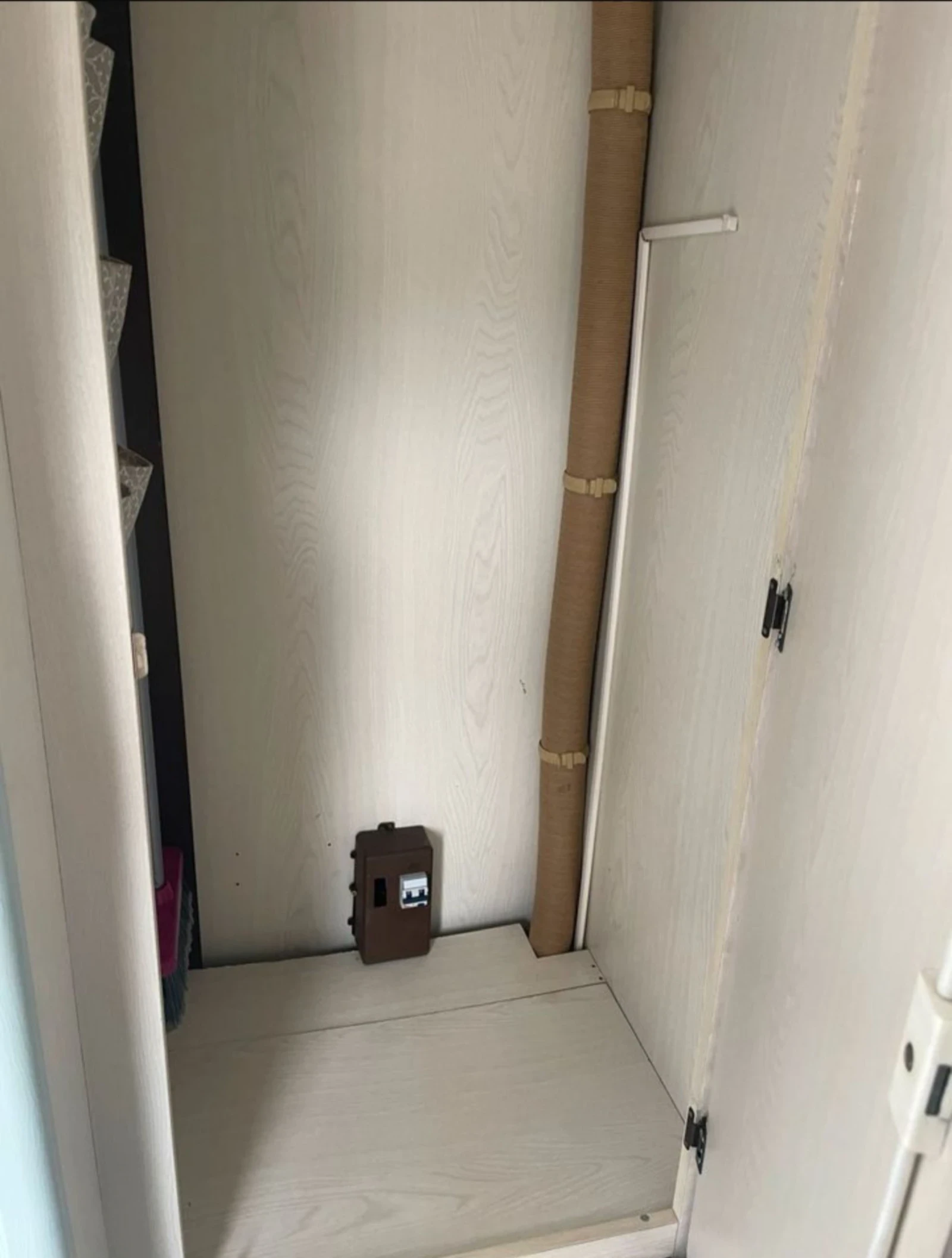 �������� Hobby 350 | Mobile.bg � ����������� 11