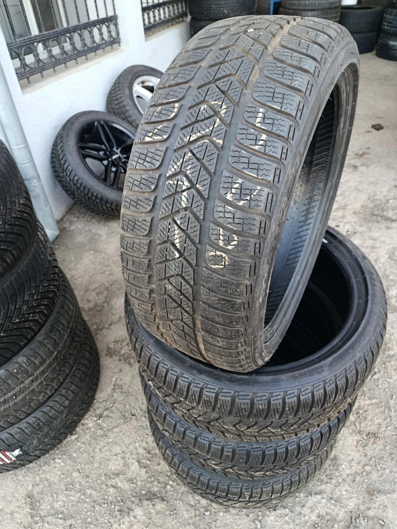 ���� 225/45R18 | Mobile.bg � ����������� 1