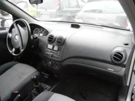 Chevrolet Aveo 1.2i 16V, снимка 5