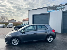Toyota Auris 2.0 D4D KEY LESS ГЕРМАНИЯ , снимка 5