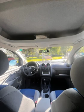 VW Caddy 2.0I, снимка 7