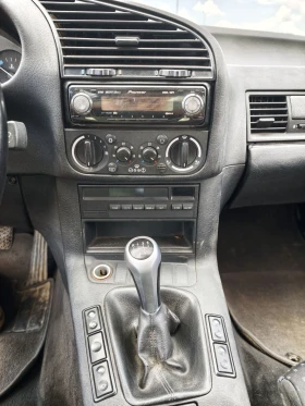 BMW 320, снимка 12