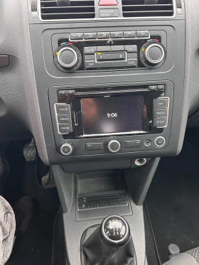 VW Touran 1.6TDI NAVI EURO 5 - 8500 лв. / 4345.98 € - 15063064 11