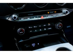Kia Stinger ..AWD..!GT-ELITE!* АвтоКредит* Цена до БГ*  - 61999 лв. / 31699.59 € - 20065929 13