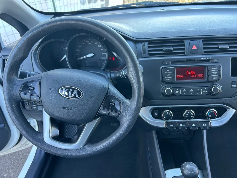 Kia Rio 1.2CVVT, снимка 13 - Автомобили и джипове - 40521803