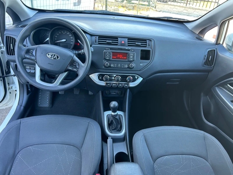 Kia Rio 1.2CVVT, снимка 10 - Автомобили и джипове - 40521803