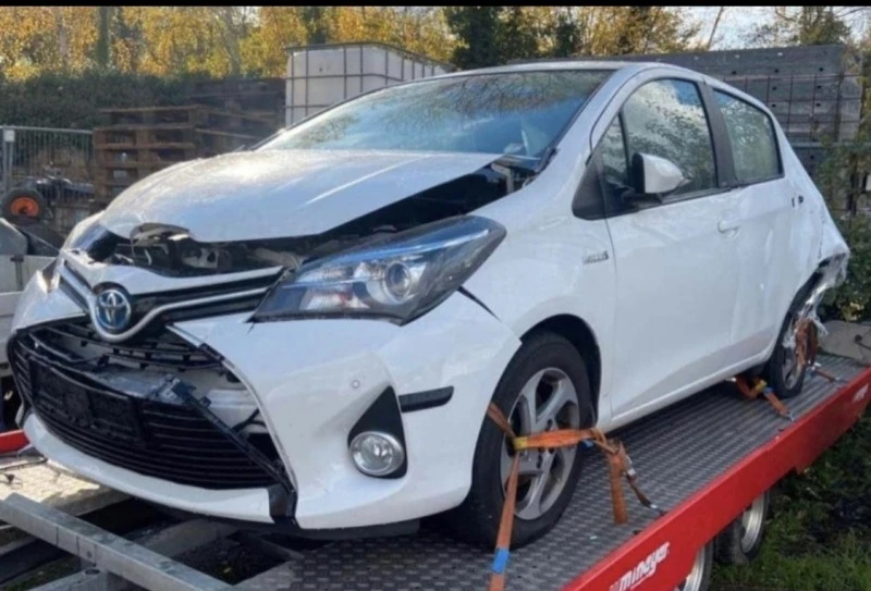 Toyota Yaris, снимка 1 - Автомобили и джипове - 44488424