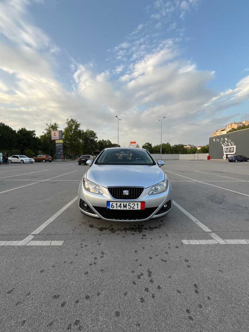 Seat Ibiza, снимка 2 - Автомобили и джипове - 46416314