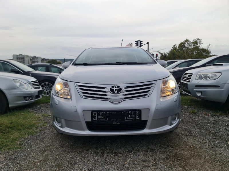 Toyota Avensis КАТО НОВА, снимка 2 - Автомобили и джипове - 47540293