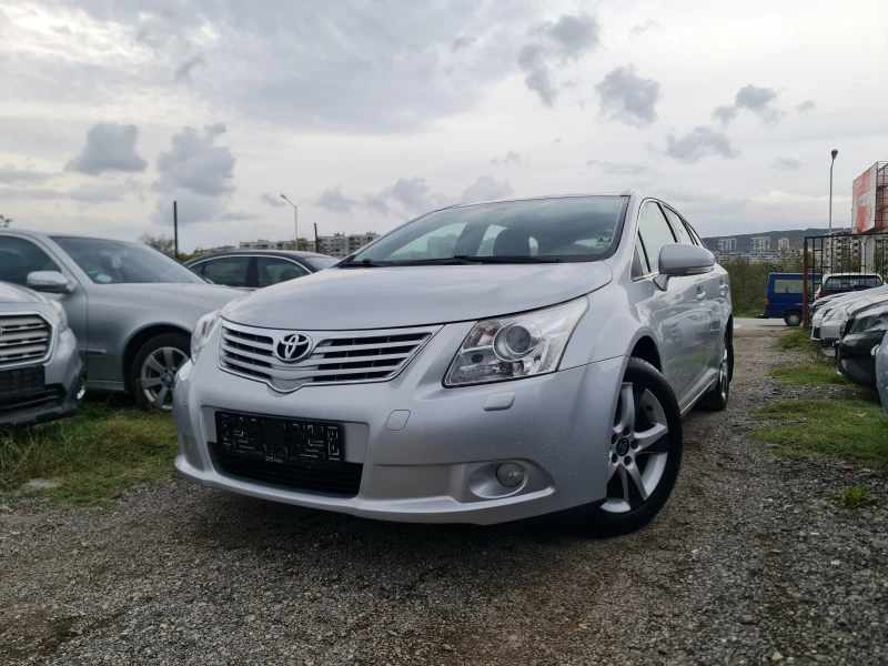 Toyota Avensis КАТО НОВА, снимка 1 - Автомобили и джипове - 47540293