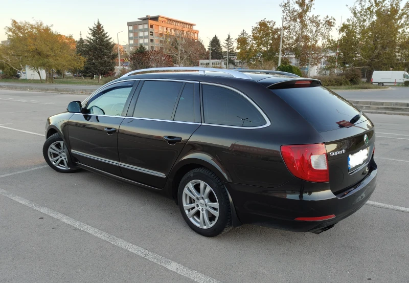 Skoda Superb 2.0 TDI, снимка 4 - Автомобили и джипове - 47884914