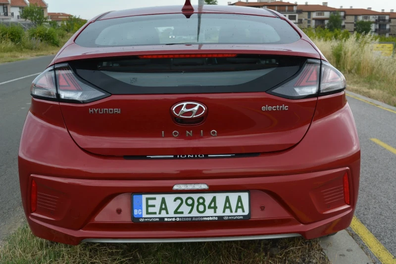 Hyundai Ioniq, снимка 4 - Автомобили и джипове - 48500010