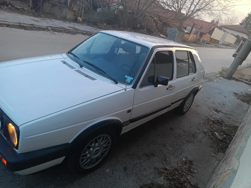 VW Golf 1.3     5 СКОРОСТИ, снимка 5 - Автомобили и джипове - 49089161