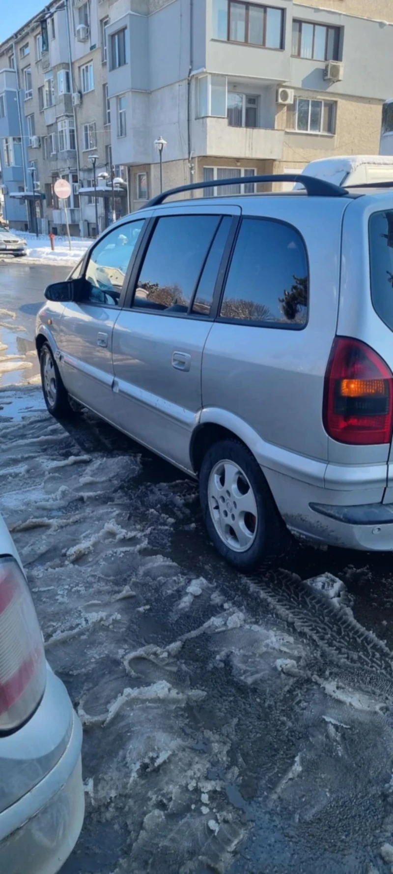 Opel Zafira 2, 2TDI, снимка 2 - Автомобили и джипове - 49327622