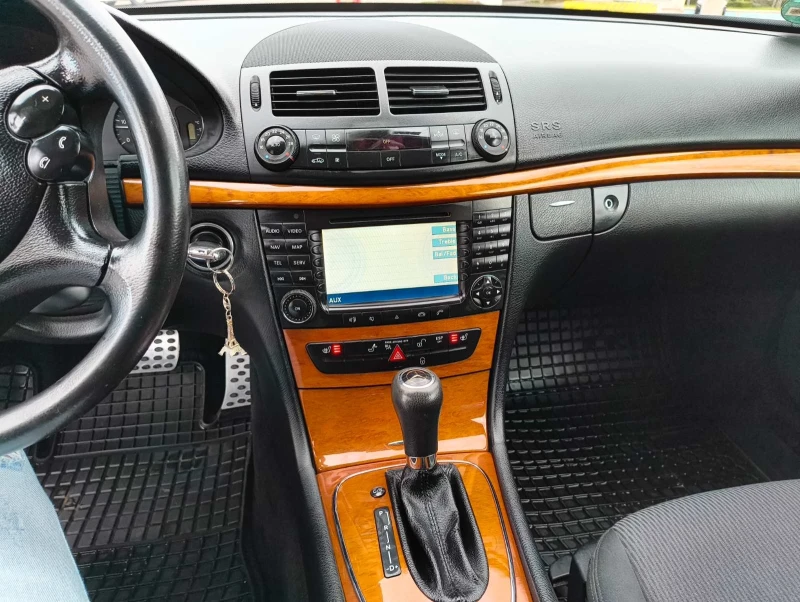 Mercedes-Benz E 280 3.0cdi 190hp 2006g face, снимка 12 - Автомобили и джипове - 49962646