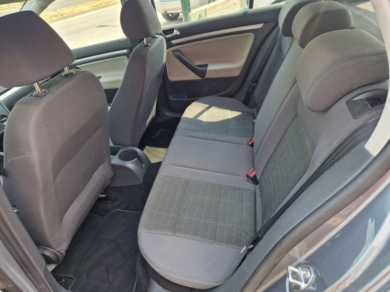 VW Golf 1.6i 102PS.GPL ITALIA , снимка 11 - Автомобили и джипове - 50938197