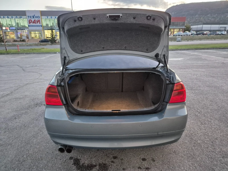 BMW 330 330XD navi Германия , снимка 7 - Автомобили и джипове - 52079460