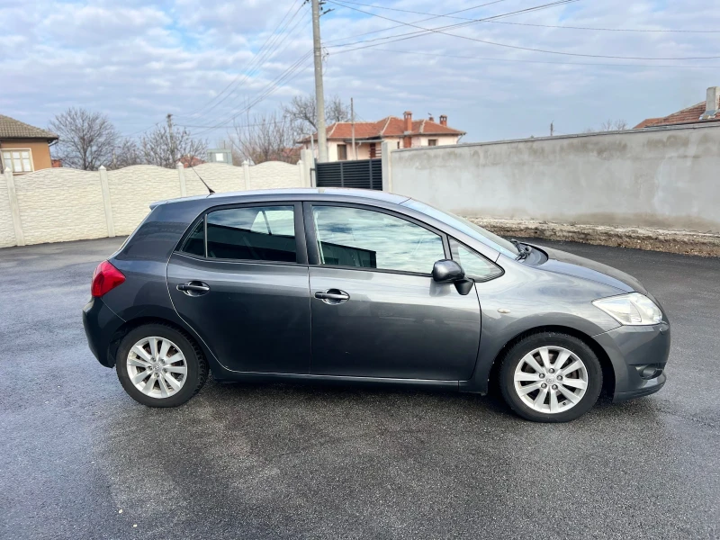 Toyota Auris 2.0 D4D KEY LESS ГЕРМАНИЯ , снимка 6 - Автомобили и джипове - 52868164