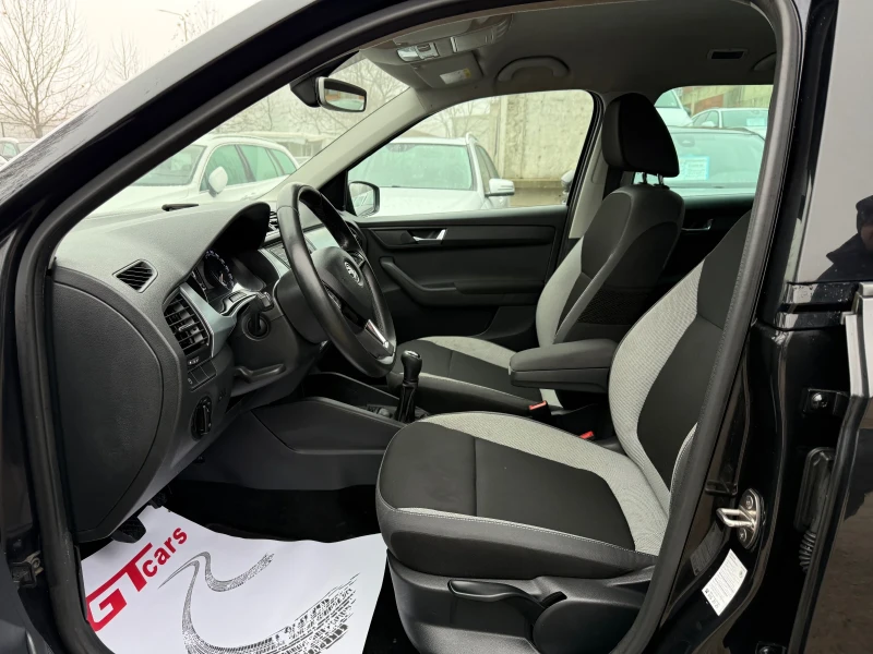 Skoda Fabia 1.2i, снимка 7 - Автомобили и джипове - 52875306