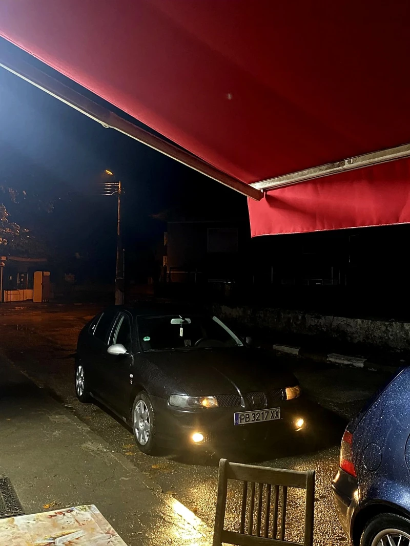 Seat Leon, снимка 11 - Автомобили и джипове - 52907033