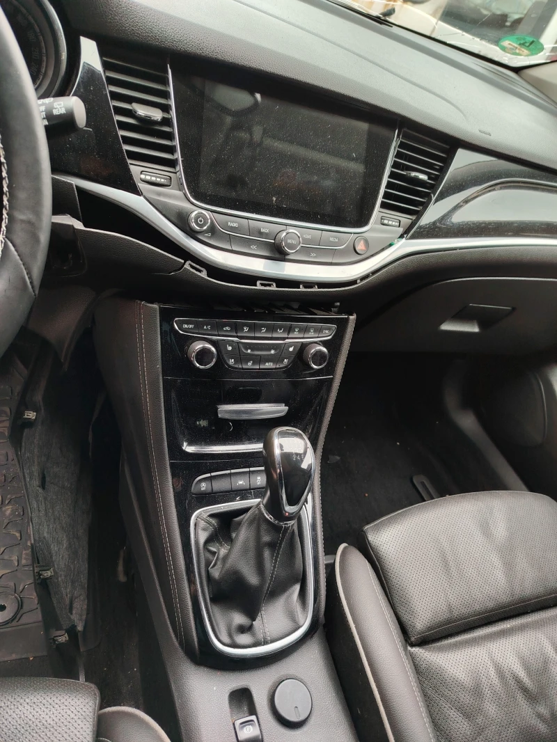 Opel Astra 1.6Т, снимка 14 - Автомобили и джипове - 53292128