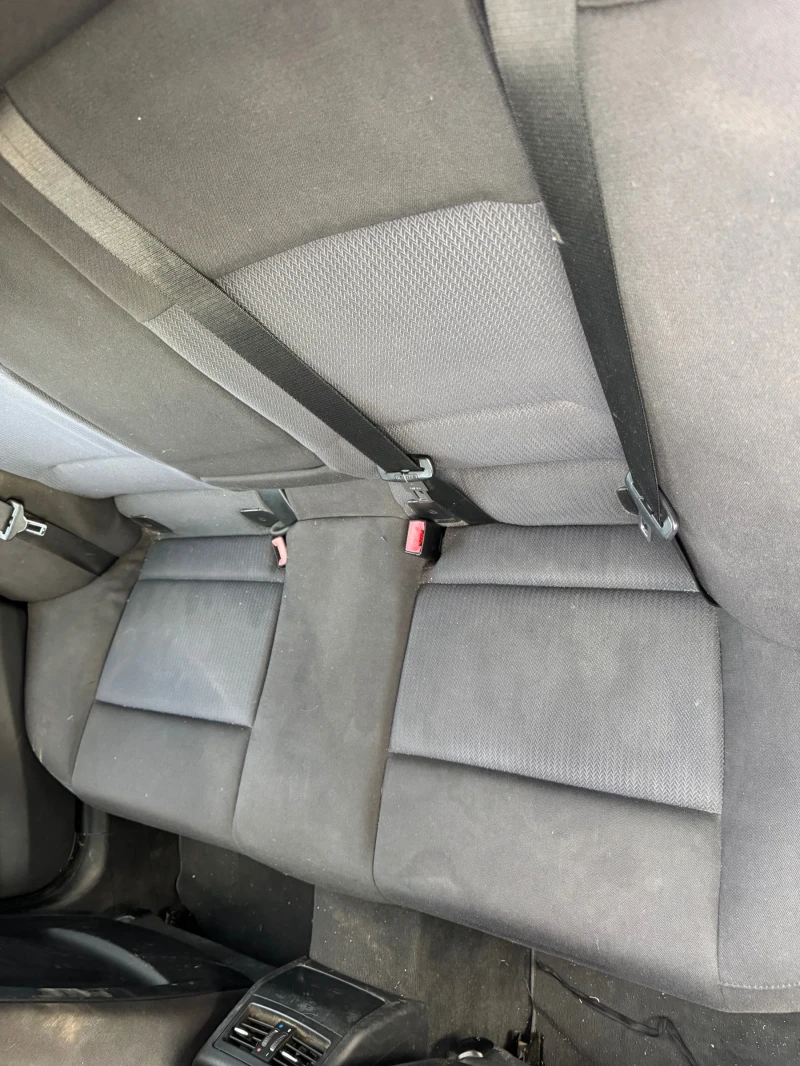 BMW 320 DIZEL 143 6 speed, снимка 12 - Автомобили и джипове - 53342479