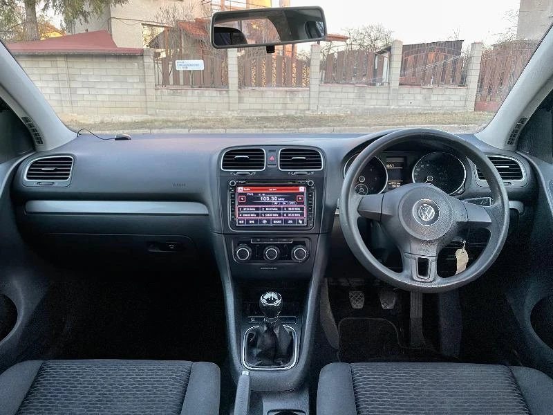 VW Golf 6 2.0 TDI 140кс CBD 5 врати - изображение 10