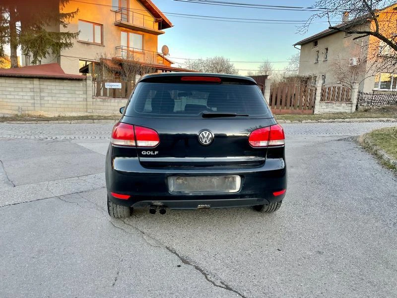 VW Golf 6 2.0 TDI 140кс CBD 5 врати - изображение 5