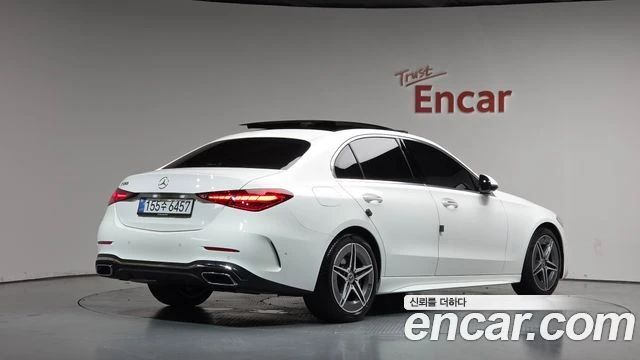 Mercedes-Benz C 200, снимка 2 - Автомобили и джипове - 56077578