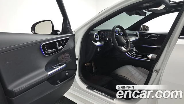 Mercedes-Benz C 200, снимка 10 - Автомобили и джипове - 56077578